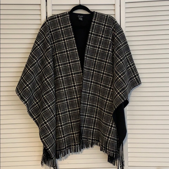 Shall - Picture 3 of 5